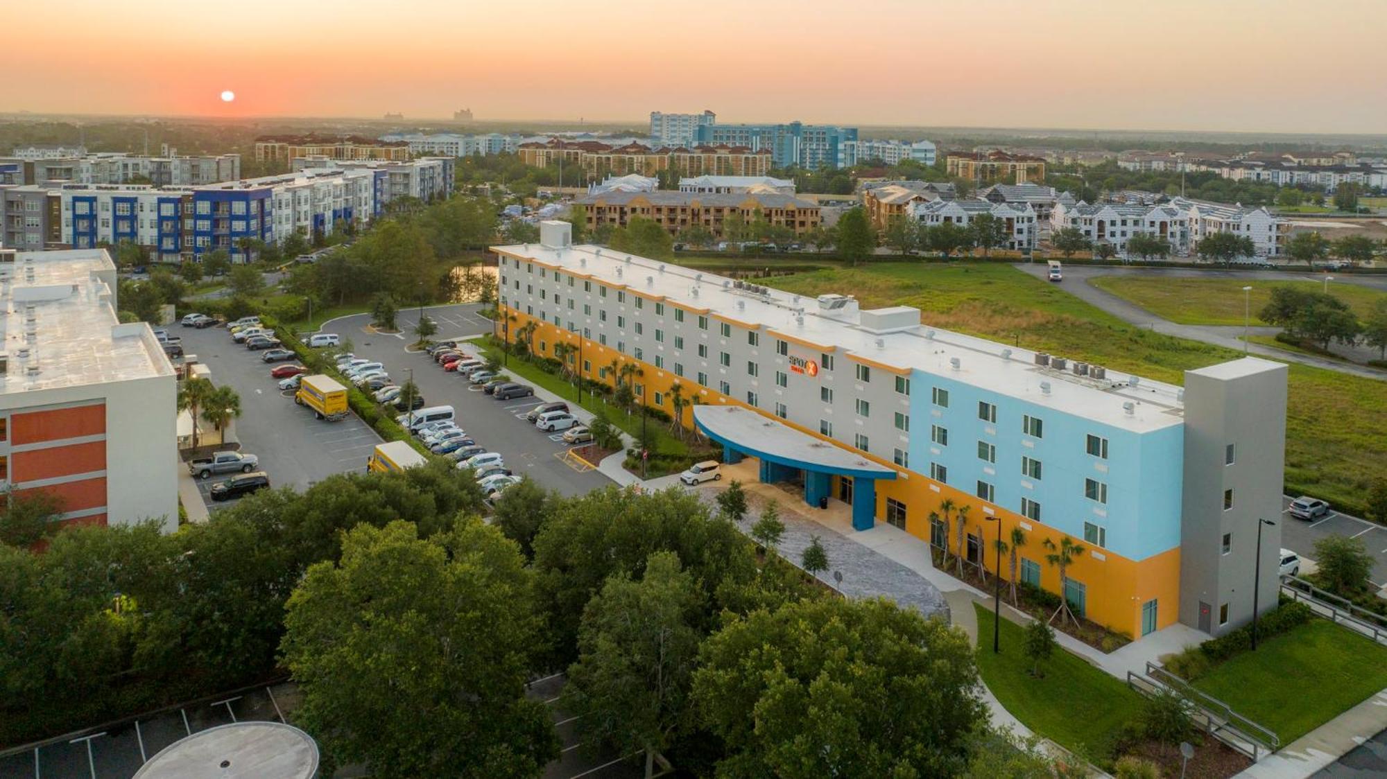 Spot X Hotel Orlando Intl Dr By The Red Collection Лей Буена Виста Екстериор снимка